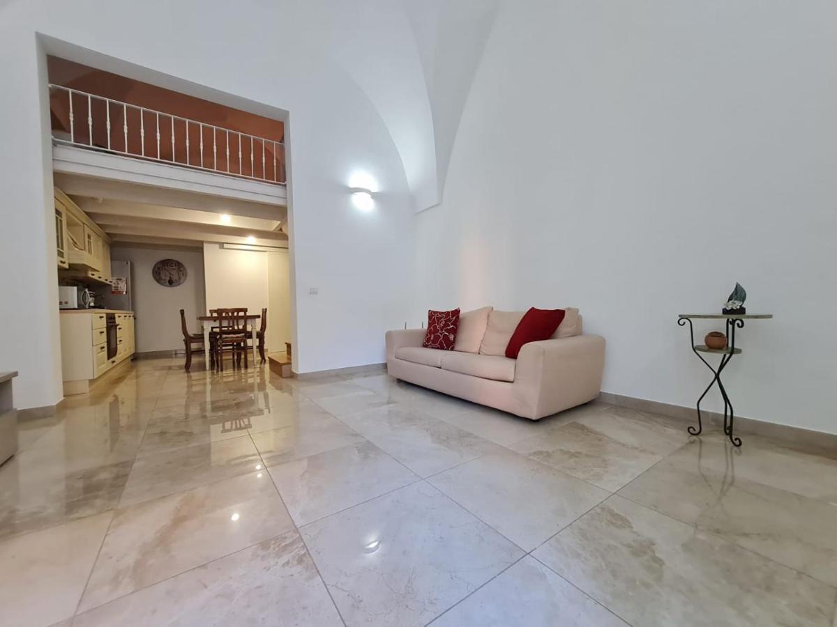 Flat 24 Maggio Apartment Lecce Ngoại thất bức ảnh